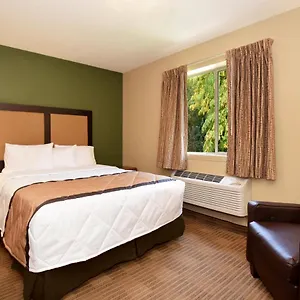 Suburban East Hotel