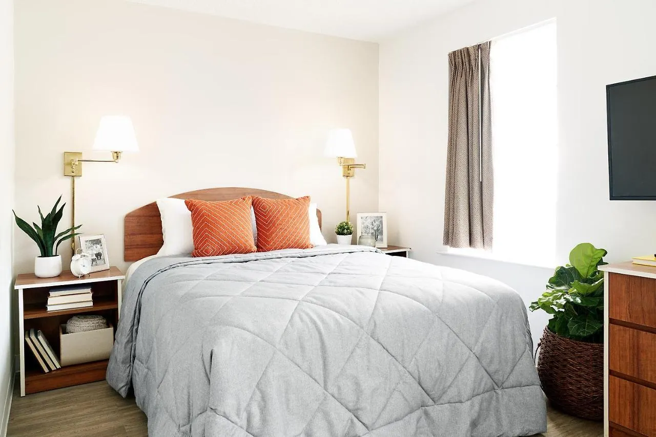 Intown Suites Extended Stay Columbus Oh - I-70E Hamilton Rd